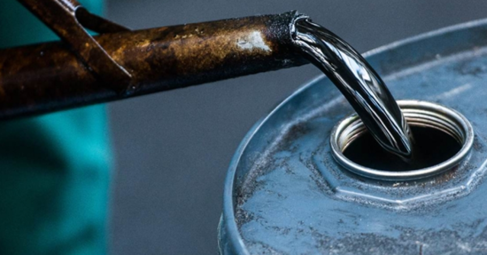 Oil Breaches $120 a Barrel as Petrol and Diesel Prices Soar