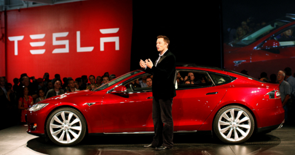 Stocks Continue Year-End Slide, Tesla Snaps 7-Day Losing Streak