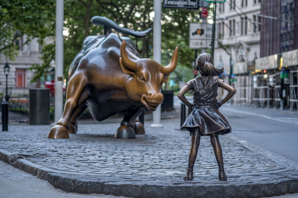 Wall Street Ramp Up Efforts to Keep Junior Staff
